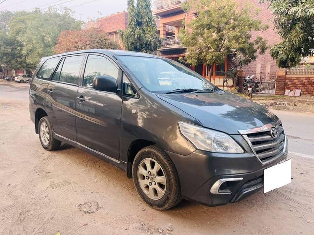 https://images10.gaadi.com/usedcar_image/4305010/original/processed_b13fdfee37b5406ec599d5287e71980f.jpg?imwidth=6400