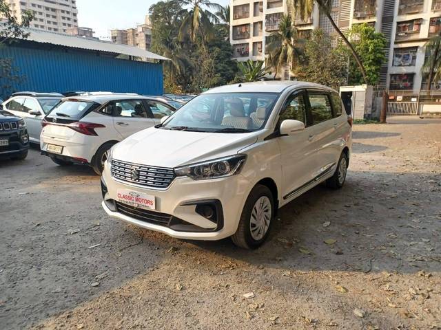 https://images10.gaadi.com/usedcar_image/4305080/original/processed_f9b368f72be7d187b946f63f89660315.jpeg?imwidth=6402