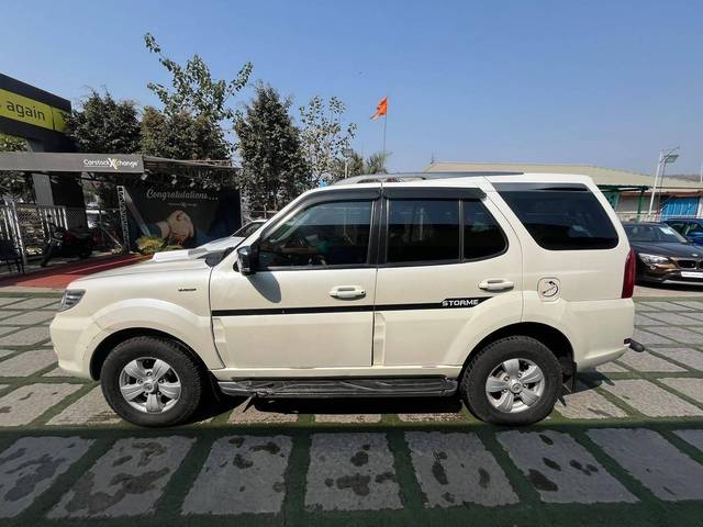 https://images10.gaadi.com/usedcar_image/4305105/original/processed_ca663e973c7de2596782ec6a13924f73.jpg?imwidth=6401