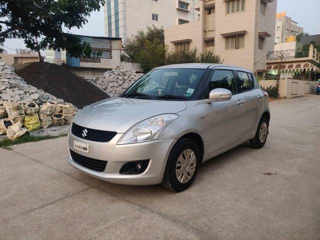 https://images10.gaadi.com/usedcar_image/4305137/original/processed_0256cdcd3f97db590ab29a91c89e4277.jpg?imwidth=6400