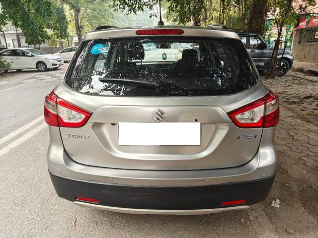 https://images10.gaadi.com/usedcar_image/4305165/original/processed_ebb77215a21aec1d7501d0c5fd50cb85.jpg?imwidth=6401