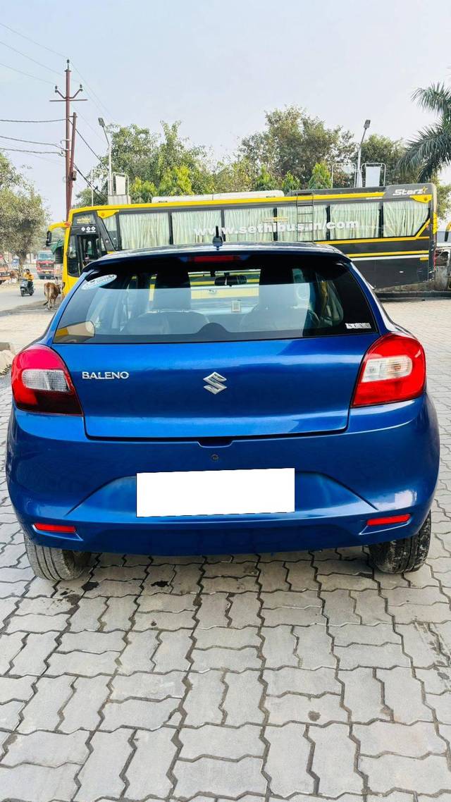 https://images10.gaadi.com/usedcar_image/4305174/original/processed_a786522b34d8e2502c3c5f9611cb7ae1.jpg?imwidth=6402