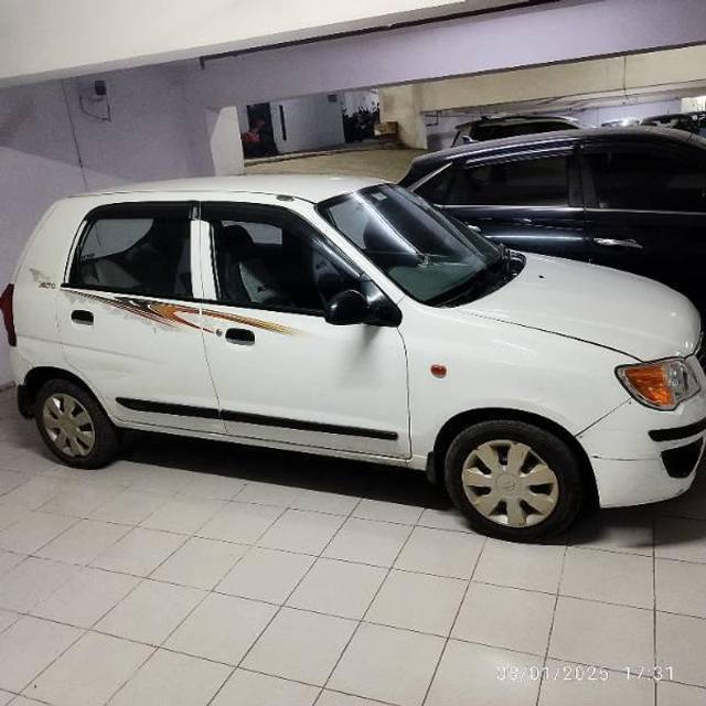 https://images10.gaadi.com/usedcar_image/4305318/original/processed_f3308140-c972-4535-9b02-ac568fadffa5.jpg?imwidth=6401