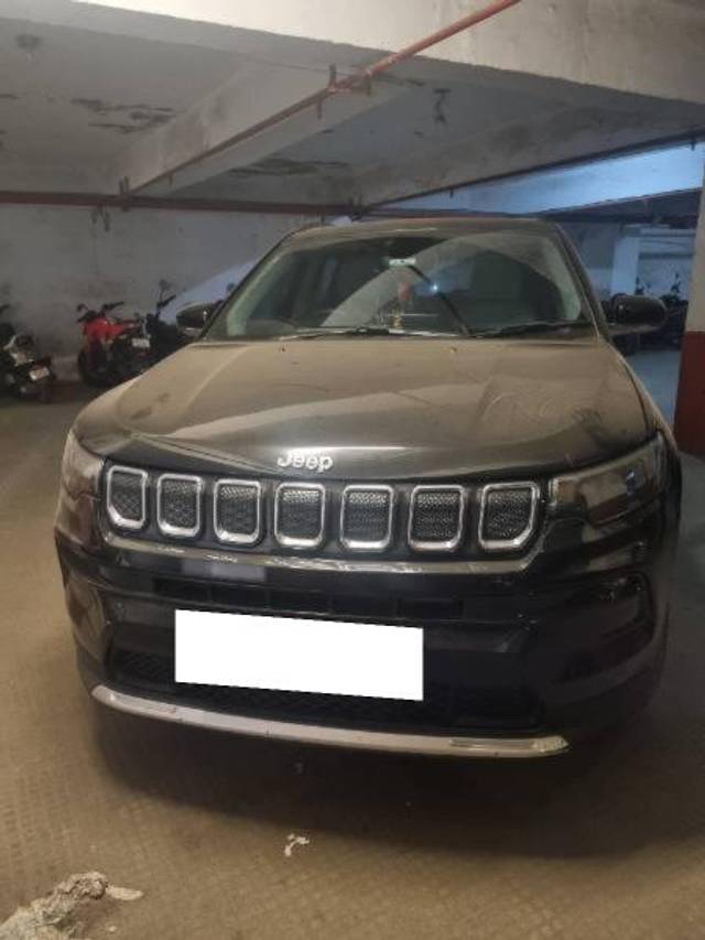 https://images10.gaadi.com/usedcar_image/4305321/original/processed_22ea4875-584c-4dea-b1d5-b18467715c4d.jpg?imwidth=6400