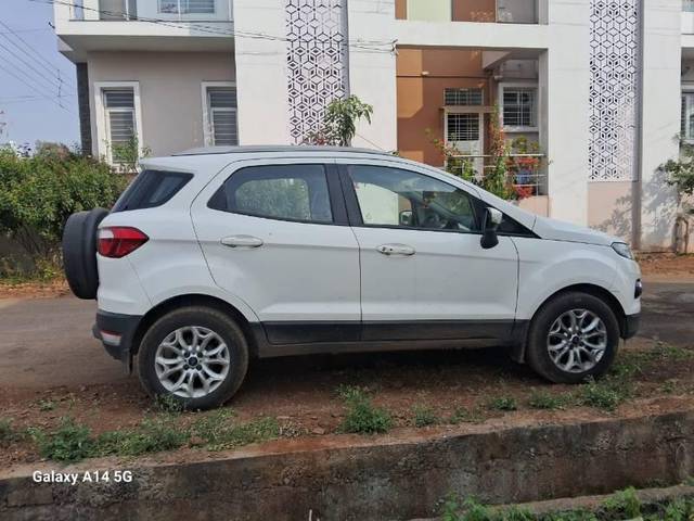 https://images10.gaadi.com/usedcar_image/4305359/original/processed_4f3dbce1-1b3a-4f45-be15-a92e4b6aaa0d.jpg?imwidth=6402