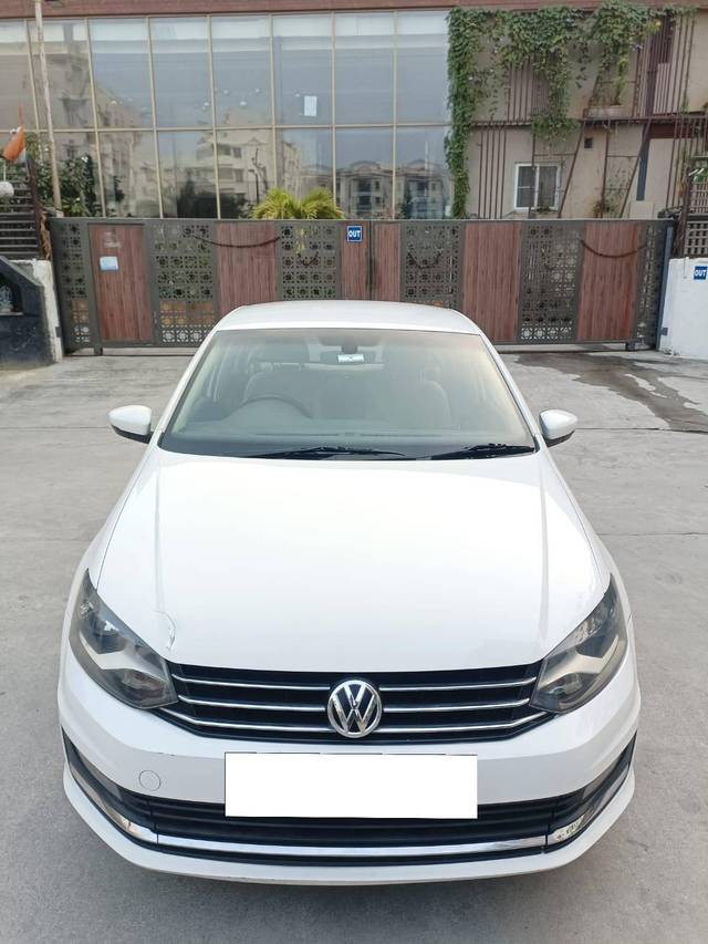 https://images10.gaadi.com/usedcar_image/4305372/original/processed_7a1c2eed6c9067f230c0de2301a167f5.jpg?imwidth=6400