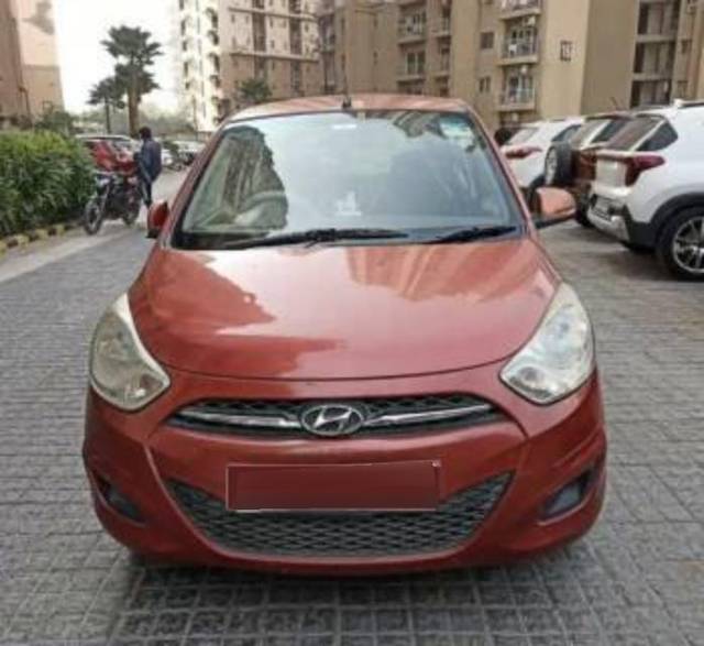 https://images10.gaadi.com/usedcar_image/4305416/original/processed_80baf0e8-ba09-44de-9ce7-e4968e9758b6.jpg?imwidth=6401