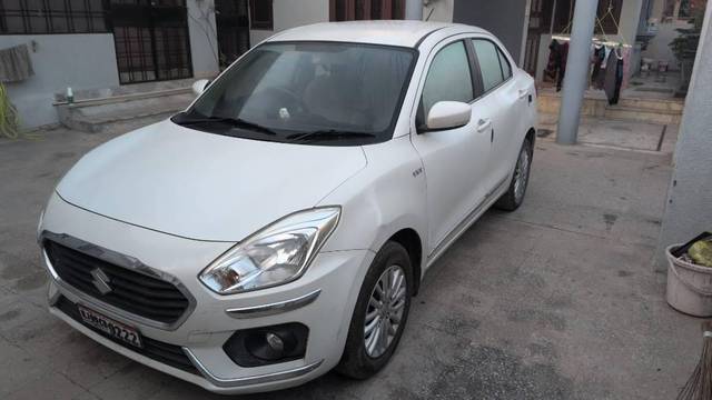 https://images10.gaadi.com/usedcar_image/4305439/original/processed_ad4c92ea-ef13-497a-b952-ad50926b727b.jpg?imwidth=6400