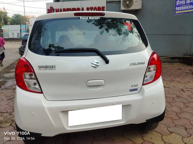 https://images10.gaadi.com/usedcar_image/4305506/original/processed_a5e930cebd49d7ae4ccd7ab99e2c229a.jpg?imwidth=6402