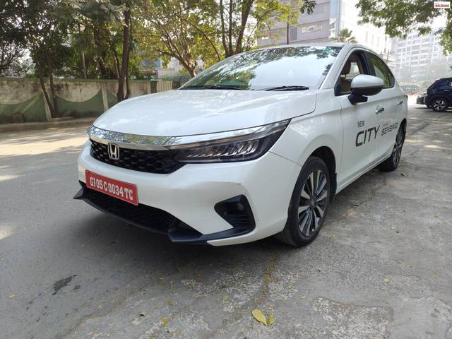 https://images10.gaadi.com/usedcar_image/4305579/original/d53ed0d732ac4aa07bc95e2786ccda2a.jpg?imwidth=6400