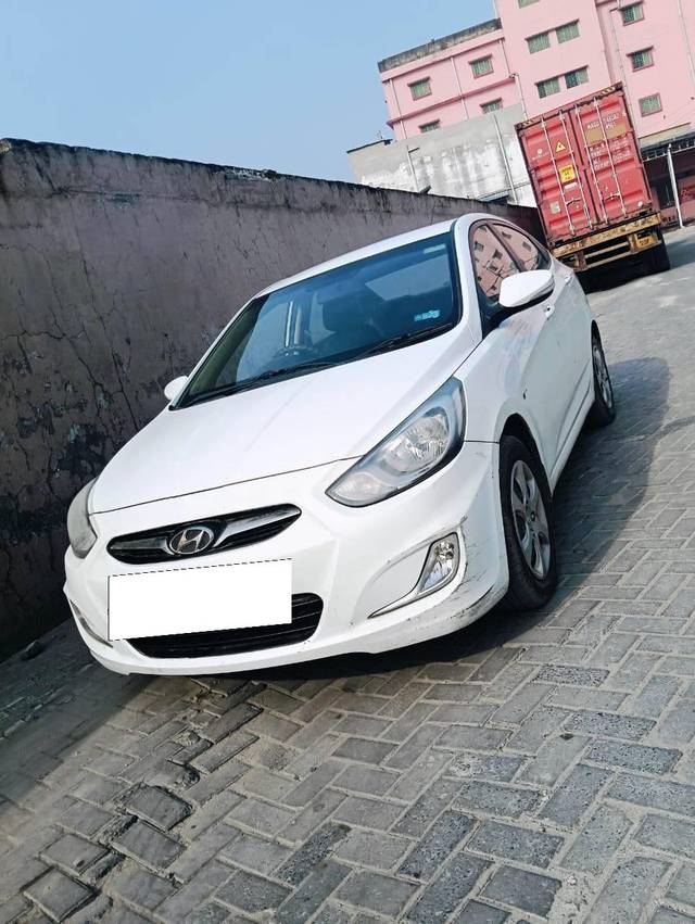 https://images10.gaadi.com/usedcar_image/4305619/original/processed_f0240d70a27cc444a7d5ad7593fc3645.jpeg?imwidth=6400