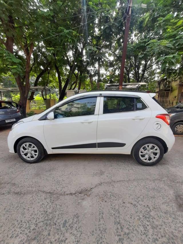 https://images10.gaadi.com/usedcar_image/4305690/original/processed_476983e72863bd240c896193da9feefb.jpg?imwidth=6402