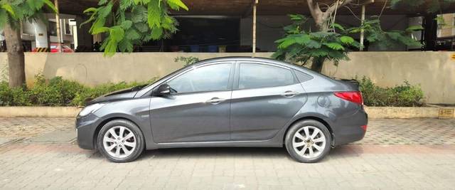 https://images10.gaadi.com/usedcar_image/4305725/original/processed_2c12bcfd4737598a222b0bca639946c5.jpg?imwidth=6402