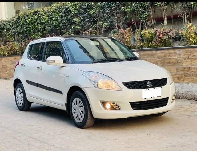 https://images10.gaadi.com/usedcar_image/4305747/original/processed_403ad60330e273100558b2c67afcd0c6.jpg?imwidth=6400