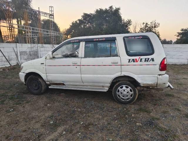 https://images10.gaadi.com/usedcar_image/4305908/original/processed_4454c150-a002-40d2-8984-ecde7ee66483.jpg?imwidth=6402