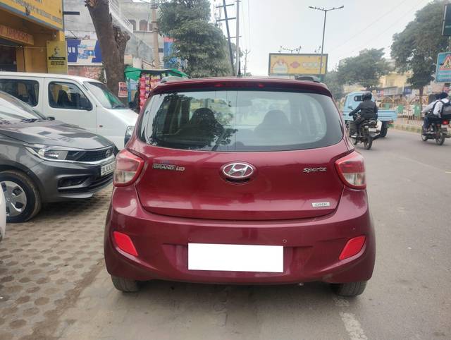 https://images10.gaadi.com/usedcar_image/4305937/original/processed_f92e88f2ddbea198de3ae0d85fddab08.jpg?imwidth=6401