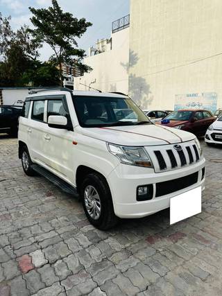 Mahindra TUV 300 2015-2019 Mahindra TUV 300 T6 Plus