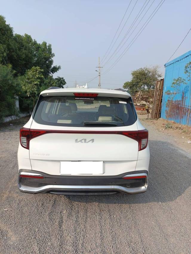 https://images10.gaadi.com/usedcar_image/4306138/original/processed_f34ac98112ff4d3a1a4e7b6340ef426d.jpg?imwidth=6402