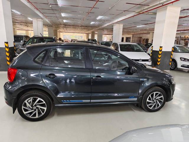 https://images10.gaadi.com/usedcar_image/4306146/original/processed_f677482398c3883936c0e60c625b1c61.jpg?imwidth=6401