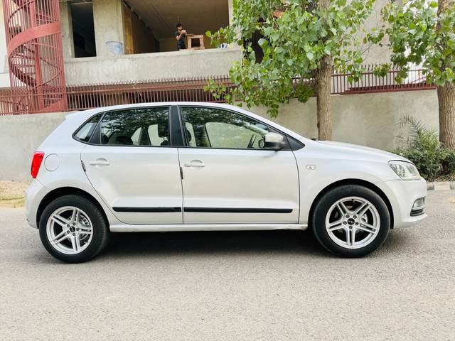 https://images10.gaadi.com/usedcar_image/4306167/original/25e382c5d5976cce177be2a7a1cfa426.jpg?imwidth=6401