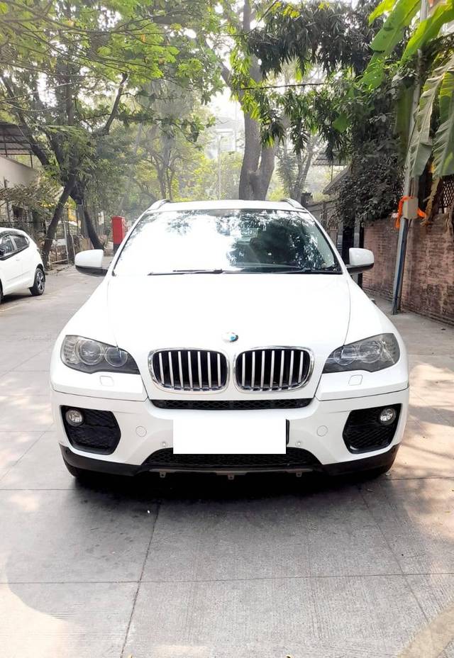 https://images10.gaadi.com/usedcar_image/4306186/original/processed_e9c3c0ba573f9e26e9b0b202e5069981.jpg?imwidth=6400