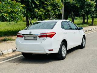 Toyota Corolla Altis 2013-2017 Toyota Corolla Altis D-4D J