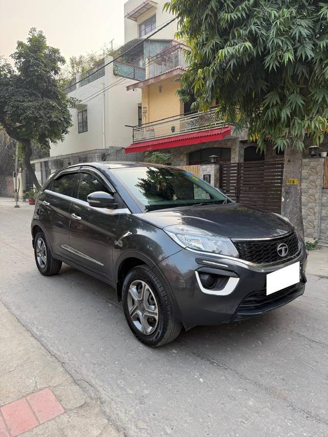 https://images10.gaadi.com/usedcar_image/4306252/original/processed_89854d198be78970059023ed861310cb.jpg?imwidth=6400