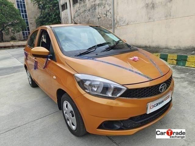 https://images10.gaadi.com/usedcar_image/4306292/original/36ddb17b51a43e81ef869f898824779e.jpg?imwidth=6401