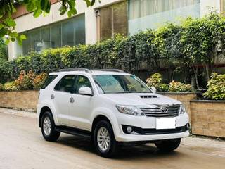 Toyota Fortuner 2011-2016 Toyota Fortuner 4x2 Manual