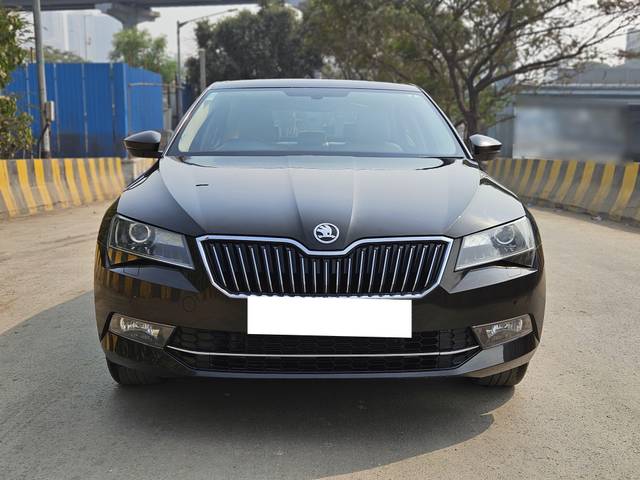 https://images10.gaadi.com/usedcar_image/4306325/original/processed_4eb1ed0252f694ed0d5bed5b3244fa1a.jpg?imwidth=6400