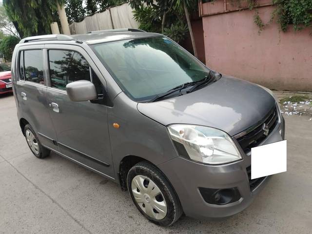 https://images10.gaadi.com/usedcar_image/4306341/original/processed_60500d3fee16061ab026df4600ec655b.jpg?imwidth=6400