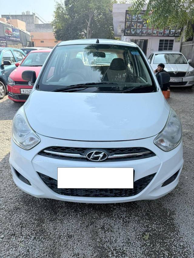 https://images10.gaadi.com/usedcar_image/4306398/original/processed_9bfaeb1da0786ac127ef719e8d55928a.jpg?imwidth=6400