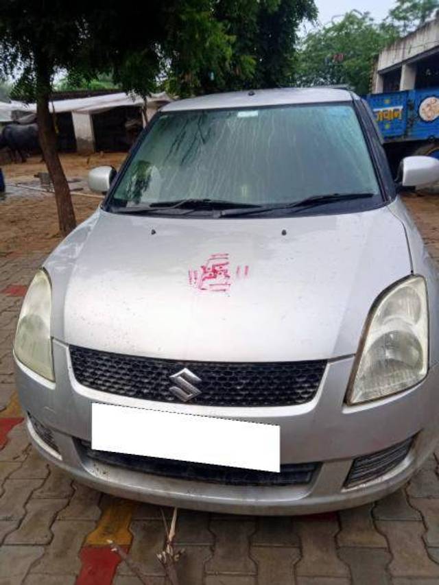 https://images10.gaadi.com/usedcar_image/4306434/original/6cb07cd44149758f830f1e127d45cd92.jpg?imwidth=6400