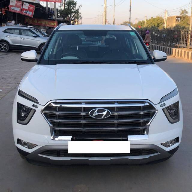 https://images10.gaadi.com/usedcar_image/4306437/original/processed_ead3a557199b5154e7e3a383be24865f.jpg?imwidth=6400