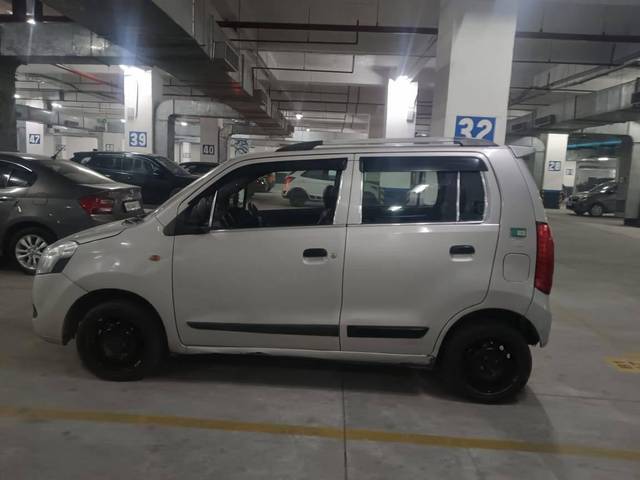 https://images10.gaadi.com/usedcar_image/4306454/original/processed_f19dedb1b60103f1e424fd36f1db9227.jpg?imwidth=6400