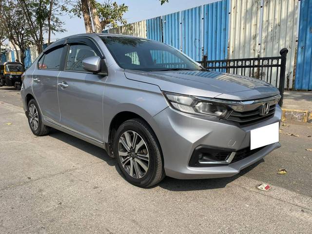 https://images10.gaadi.com/usedcar_image/4306534/original/processed_073a9b5d778eefea15a6a926a26675bc.jpg?imwidth=6400