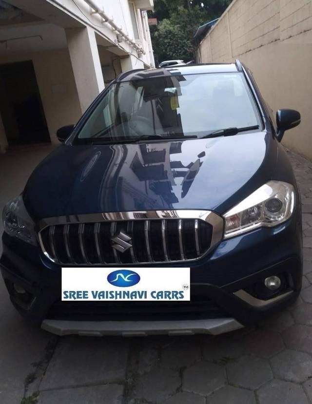 https://images10.gaadi.com/usedcar_image/4306535/original/processed_1d84b29b9b08a24d9dc715e0d4ee4216.jpg?imwidth=6402