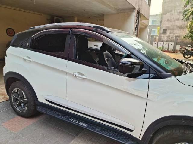 https://images10.gaadi.com/usedcar_image/4306554/original/processed_cb151b0a-3be5-4389-b8f6-adfed7d778a2.jpg?imwidth=6401