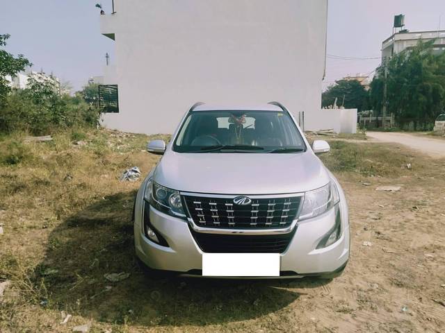 https://images10.gaadi.com/usedcar_image/4306585/original/processed_019a62ee-10b6-44d4-a2a0-8eeb21cd1c22.jpeg?imwidth=6401