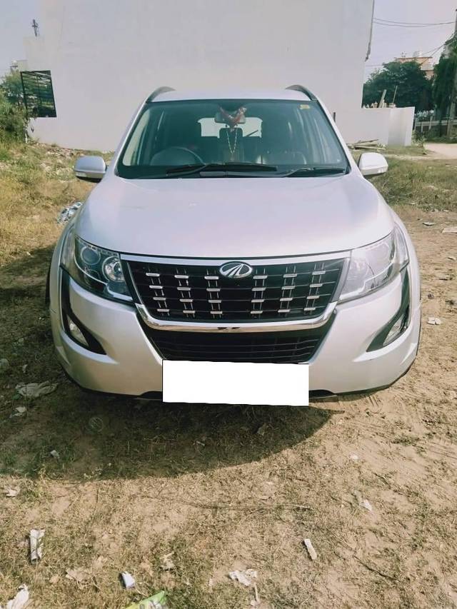 https://images10.gaadi.com/usedcar_image/4306585/original/processed_5f1e9d93-af83-42c6-a3bd-e501cd8bbf3a.jpeg?imwidth=6402