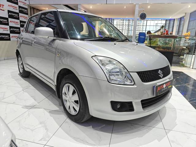 https://images10.gaadi.com/usedcar_image/4306628/original/processed_7e0bbdd287abcf942109a11d337f6930.jpg?imwidth=6400