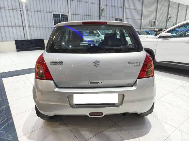 https://images10.gaadi.com/usedcar_image/4306628/original/processed_c20ab1ad469356ed3ddd4e1c7a59dee9.jpg?imwidth=6401