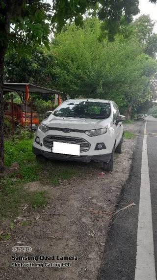 Ford EcoSport 2013-2015 Ford Ecosport 1.5 DV5 MT Trend