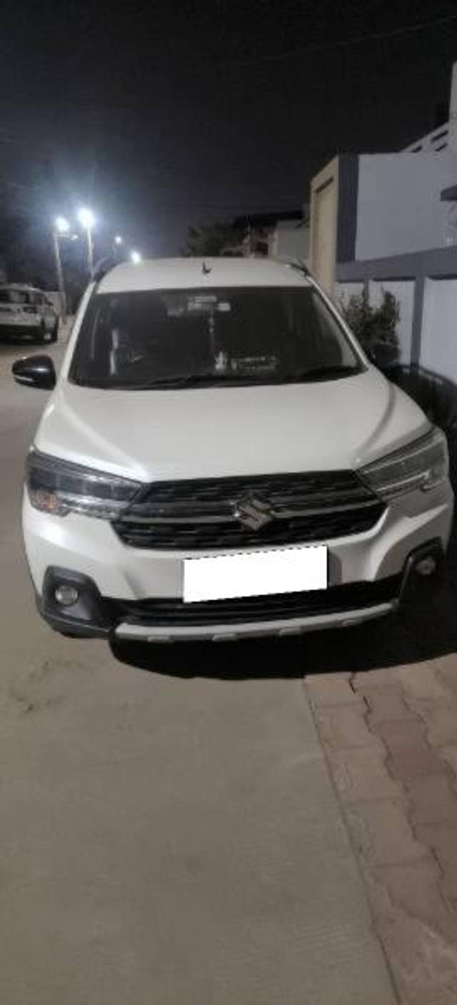 https://images10.gaadi.com/usedcar_image/4306684/original/processed_dd55a9fa-9d43-4046-acce-3af05be12859.jpg?imwidth=6400