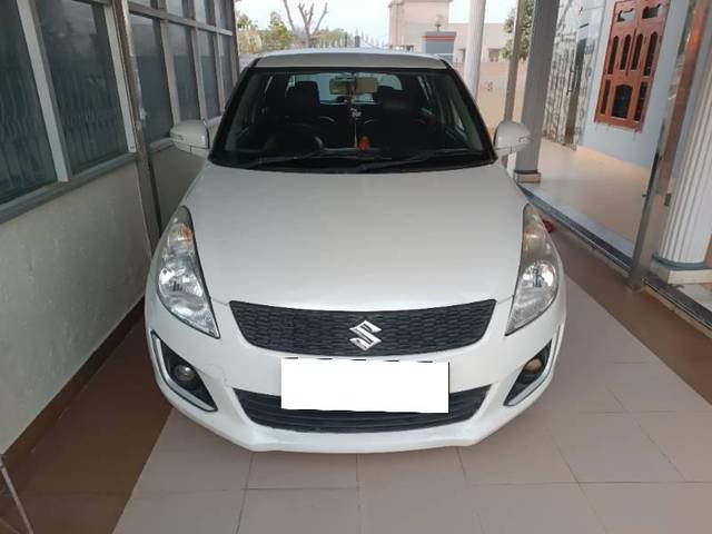 https://images10.gaadi.com/usedcar_image/4306832/original/processed_6b395f6e-d2e9-4c94-b737-a7f7b5ac89a0.jpg?imwidth=6400