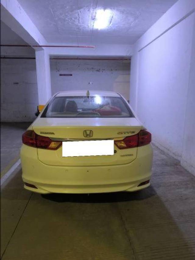 https://images10.gaadi.com/usedcar_image/4306863/original/f8f326942100765255c36d10de5b4d60.jpg?imwidth=6401