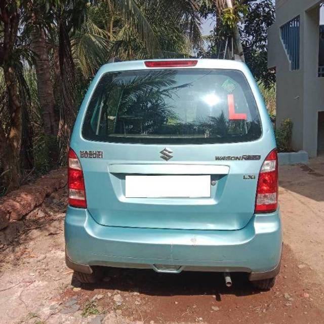 https://images10.gaadi.com/usedcar_image/4306894/original/ad9f94dab9b7f887ce9fe194760aa87e.jpg?imwidth=6401