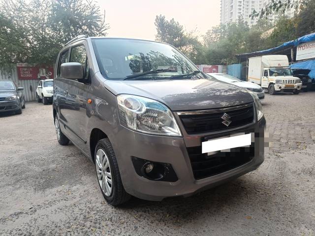 https://images10.gaadi.com/usedcar_image/4306993/original/processed_9b28e045c3ddafefa1ff7dad2716153d.jpg?imwidth=6400