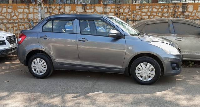 https://images10.gaadi.com/usedcar_image/4307017/original/d08b233524fc43678456f232bb1213ce.jpg?imwidth=6401