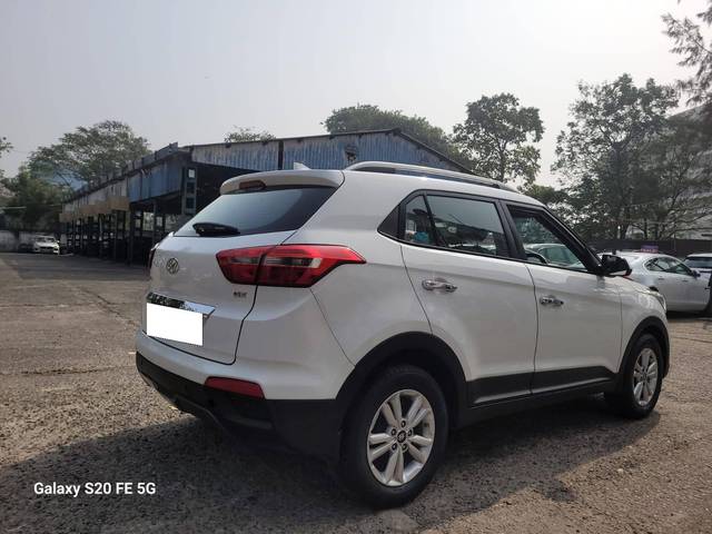 https://images10.gaadi.com/usedcar_image/4307180/original/processed_e2783f587d1159bd275c24cbd298cf82.jpg?imwidth=6401